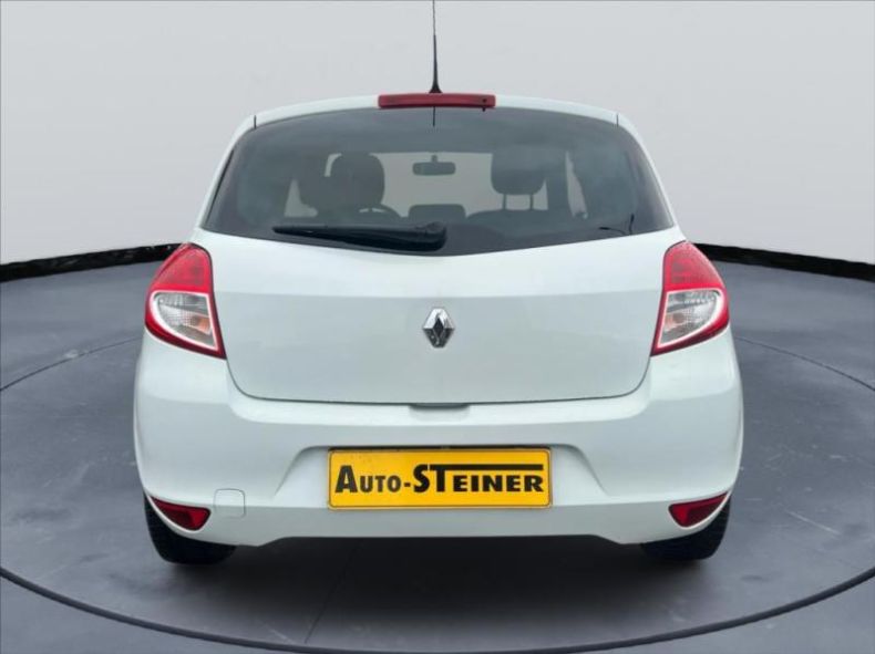 Renault Clio - hlavní fotka