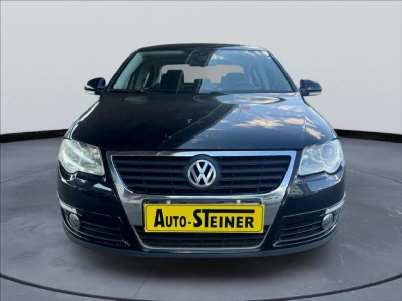 Volkswagen Passat - hlavní fotka inzerátu