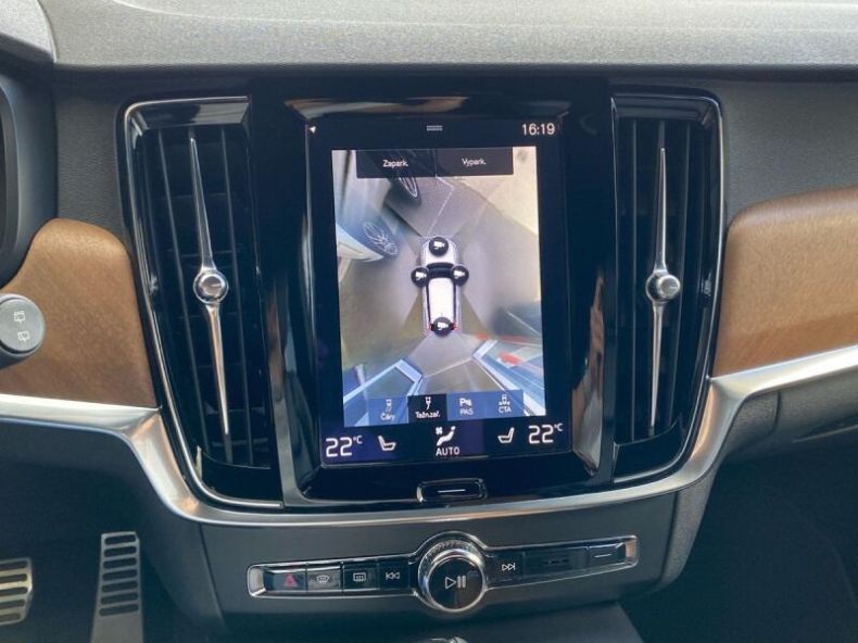 Volvo V90 - hlavní fotka