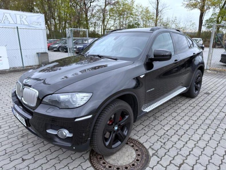 BMW X6 - hlavní foto