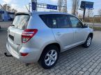 Toyota RAV 4 - fotka číslo 4