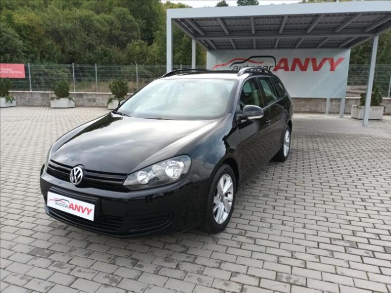Volkswagen Golf - hlavní foto