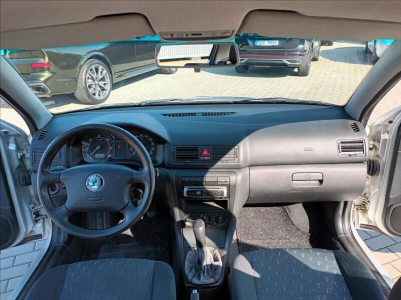 Škoda Octavia - hlavní fotka