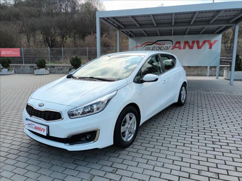 Kia Cee'd - hlavní foto
