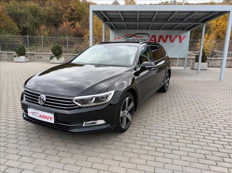 Volkswagen Passat - hlavní fotka inzerátu