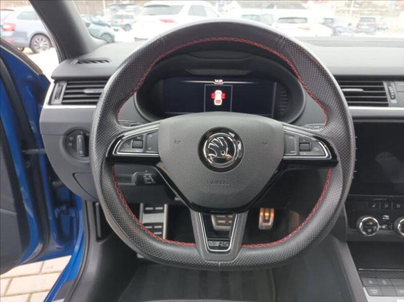 Škoda Octavia - hlavní fotka