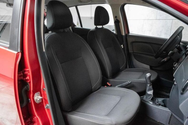 Dacia Sandero - hlavní fotka