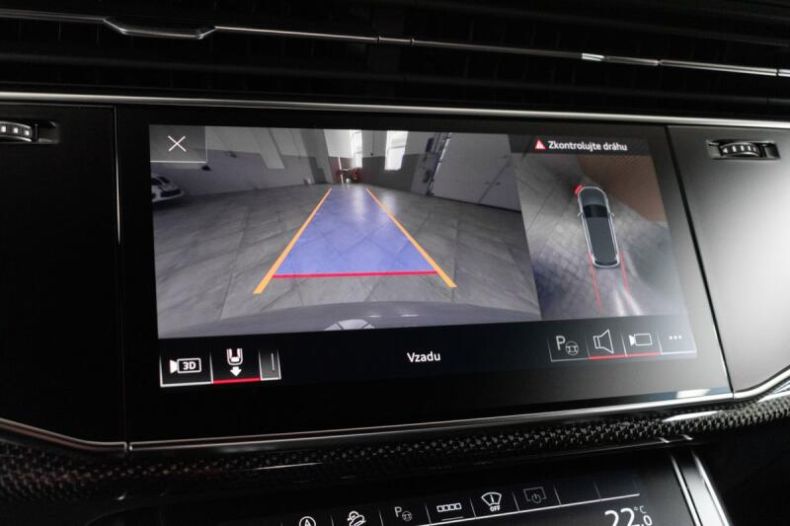 Audi Q7 - hlavní fotka