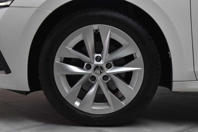 Škoda Octavia - hlavní fotka