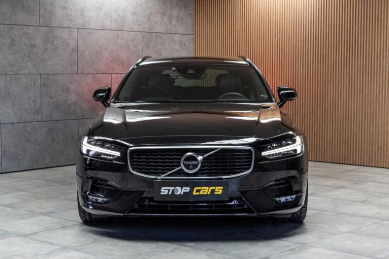 Volvo V90 - hlavní fotka