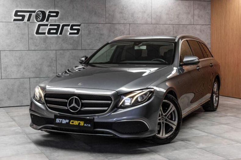 Mercedes Třída E - hlavní foto