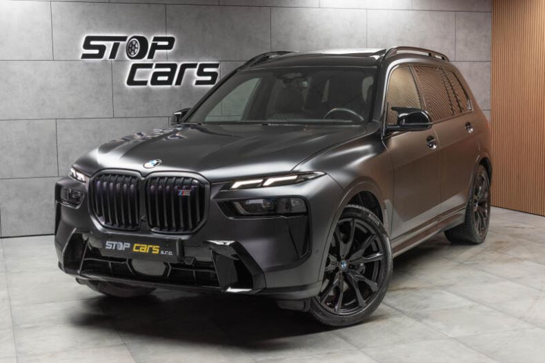BMW X7 - hlavní foto