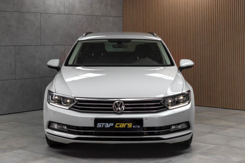 Volkswagen Passat - hlavní fotka