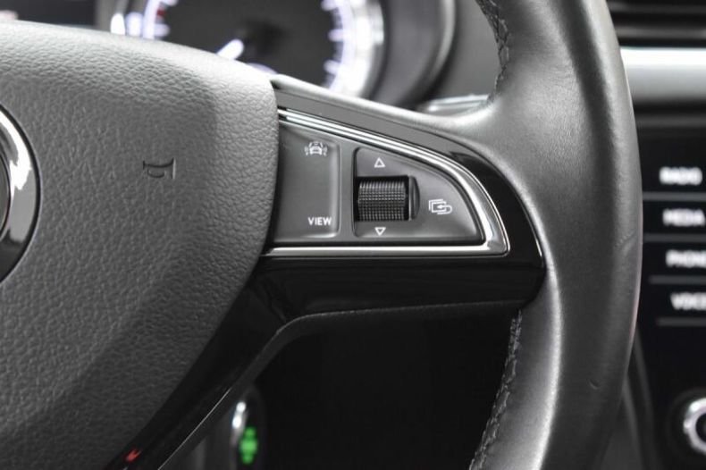 Škoda Octavia - hlavní fotka