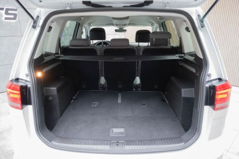 Volkswagen Touran - hlavní fotka