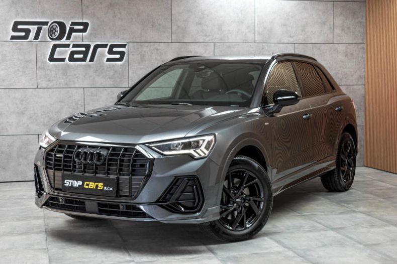 Audi Q3 - hlavní fotka