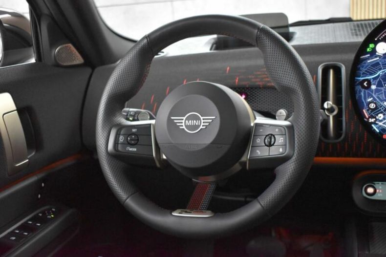 Mini Countryman - hlavní fotka