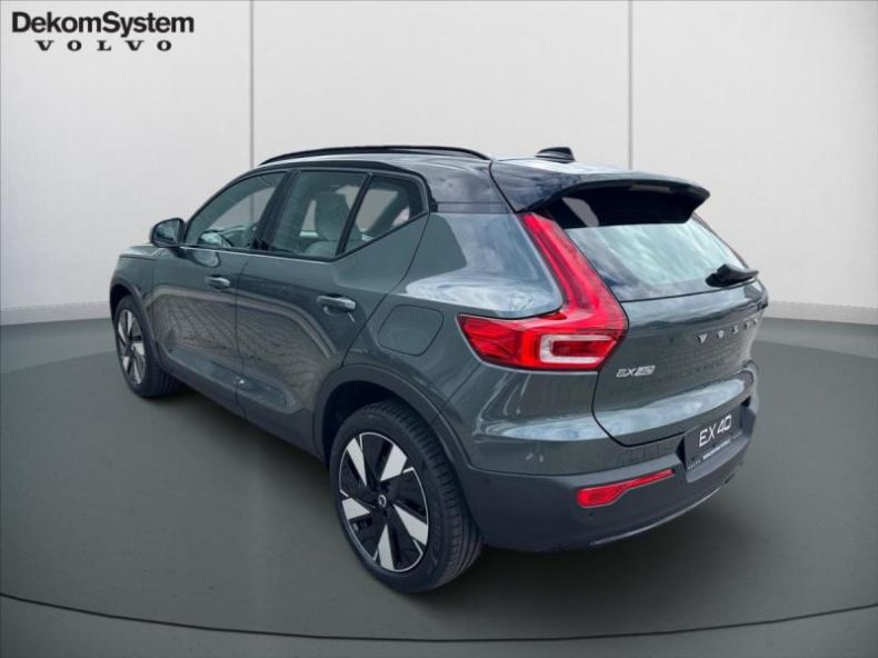 Volvo EX40 - hlavní fotka