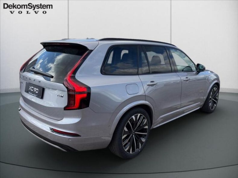 Volvo XC90 - hlavní fotka