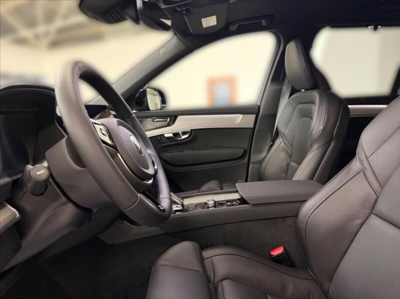 Volvo XC90 - hlavní fotka