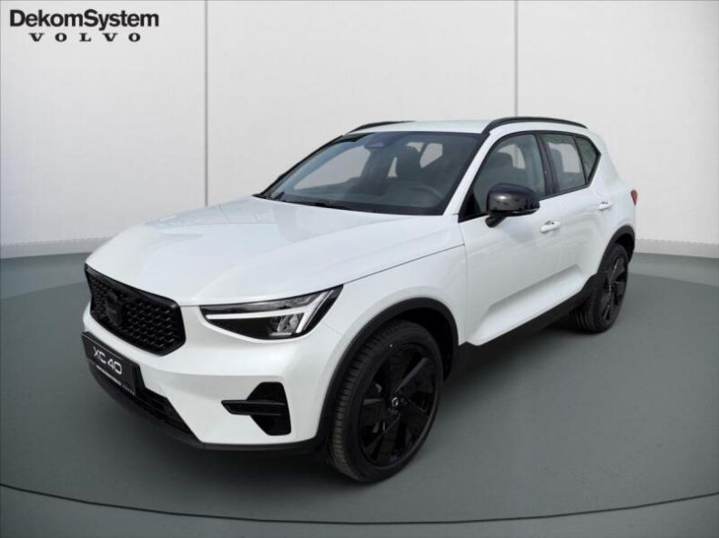 Volvo XC40 - hlavní foto