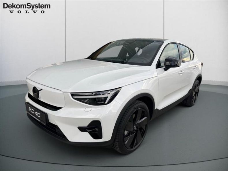 Volvo EC40 - hlavní foto