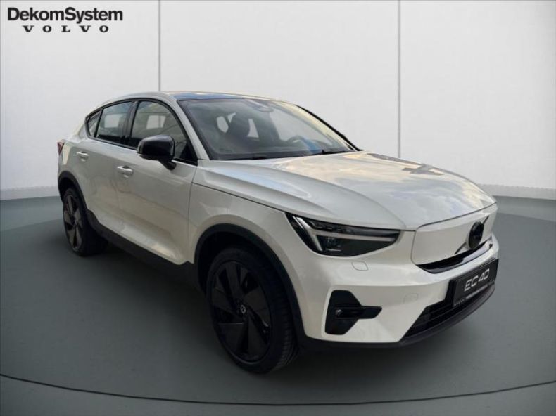 Volvo EC40 - hlavní fotka