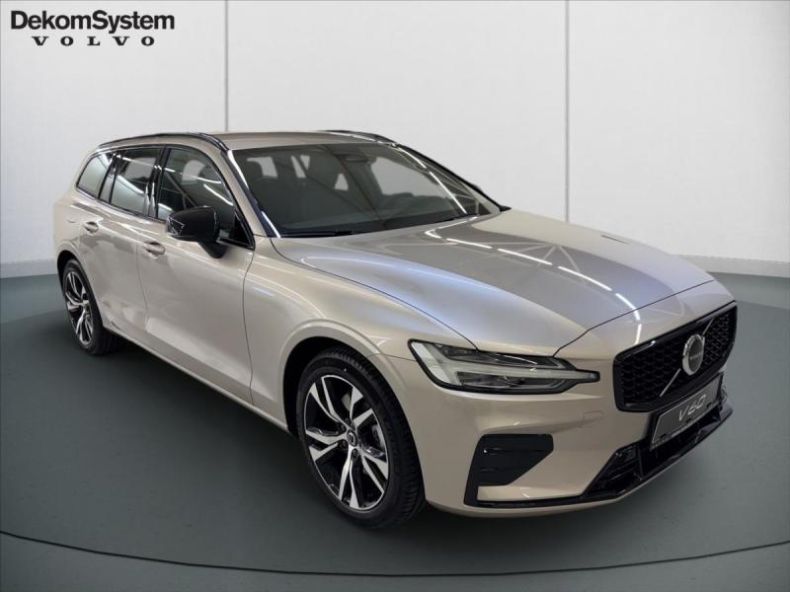 Volvo V60 - hlavní fotka