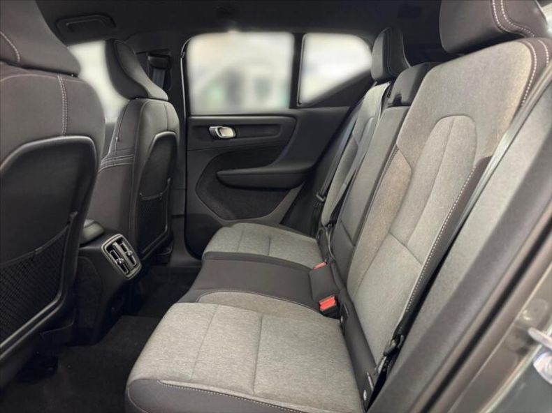 Volvo XC40 - hlavní fotka