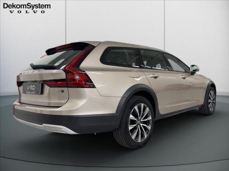 Volvo V90 - hlavní fotka