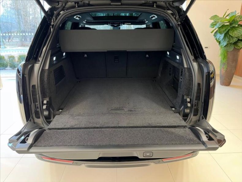 Land Rover Range Rover - hlavní fotka