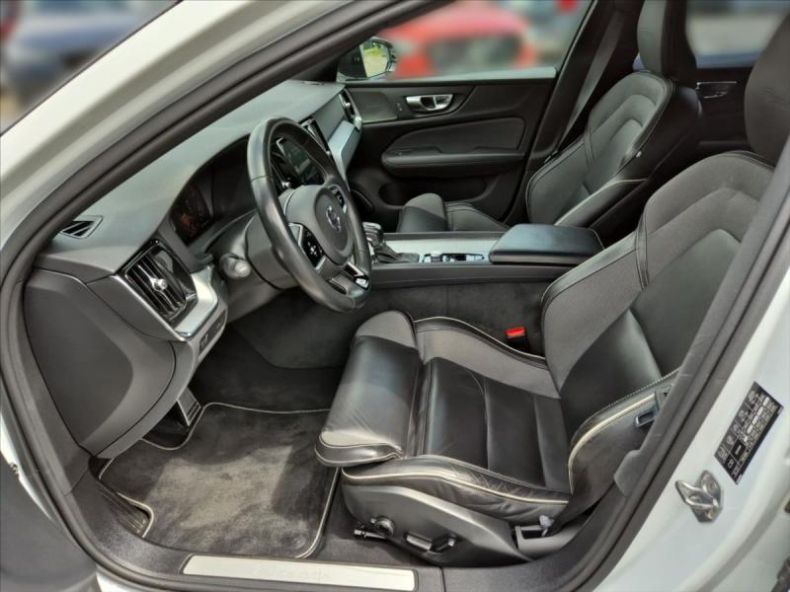 Volvo S60 - hlavní fotka