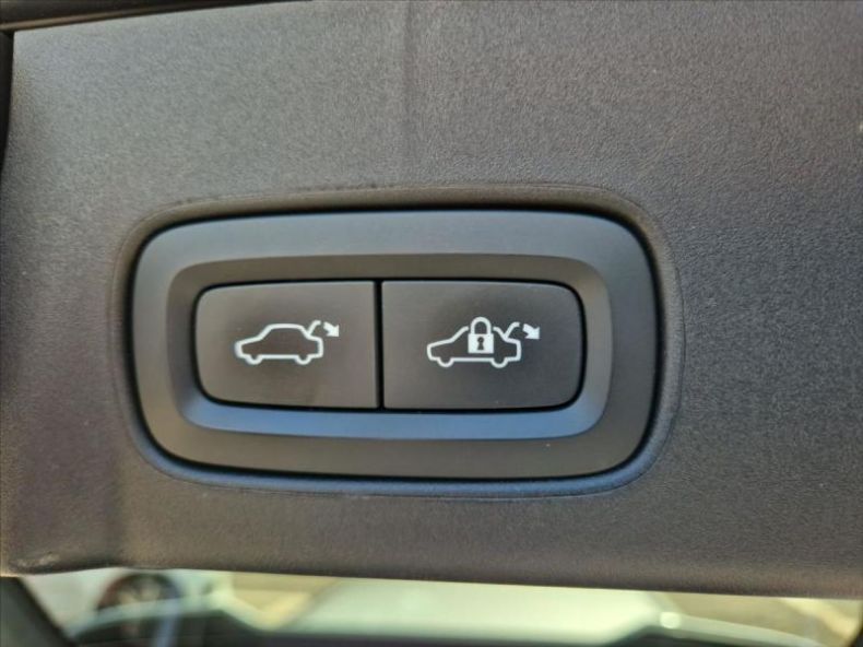 Volvo V90 - hlavní fotka