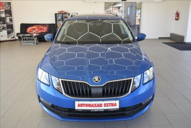 Škoda Octavia - hlavní fotka