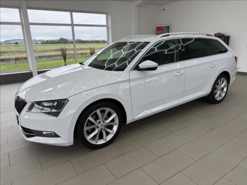 Škoda Superb - hlavní fotka inzerátu