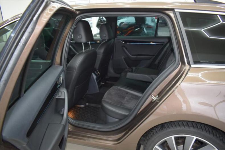 Škoda Octavia - hlavní fotka