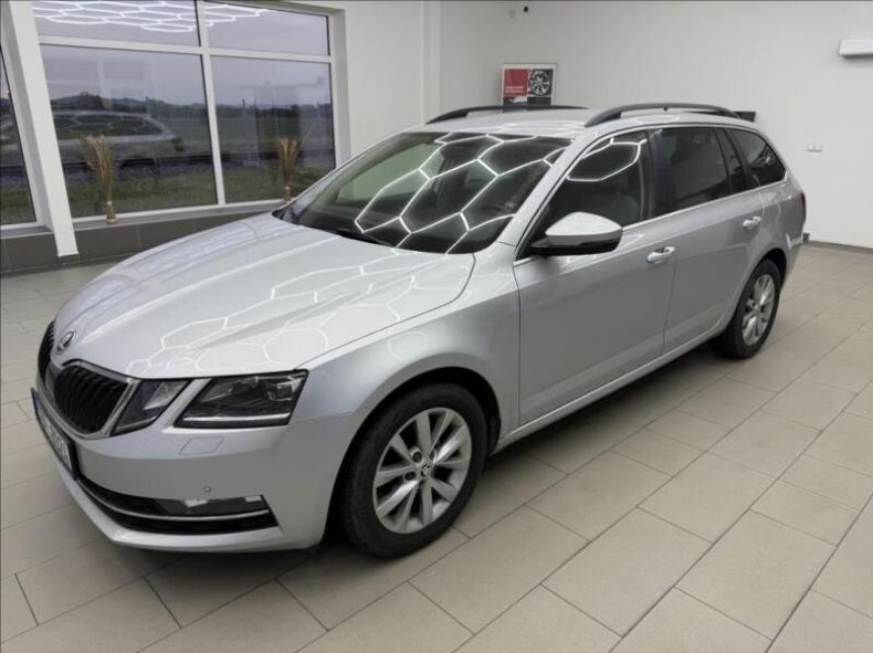Škoda Octavia - hlavní foto