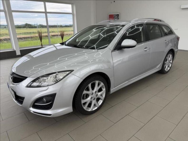 Mazda 6 - hlavní foto