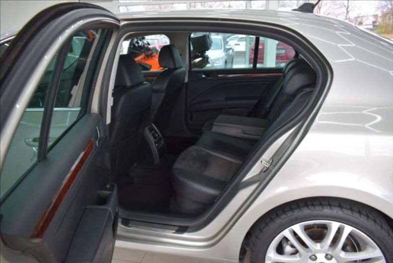 Škoda Superb - hlavní fotka