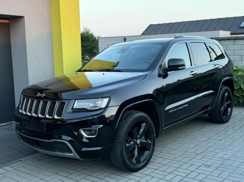 Jeep Grand Cherokee - hlavní fotka