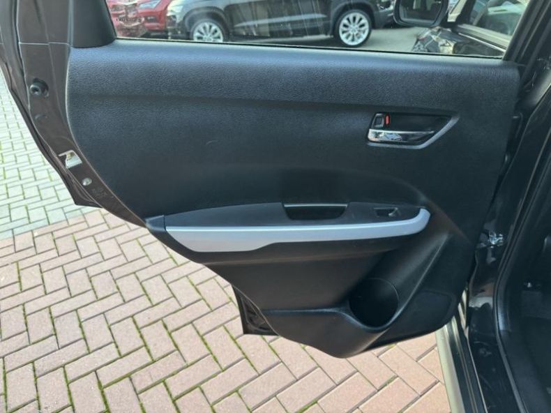 Suzuki Vitara - hlavní fotka