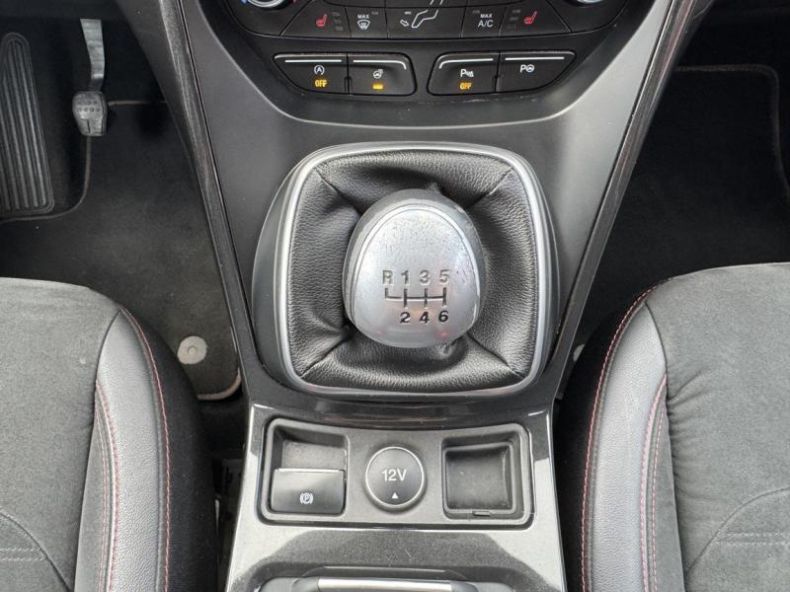 Ford Kuga - hlavní fotka