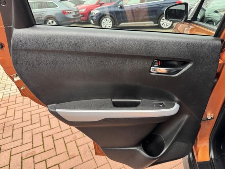 Suzuki Vitara - hlavní fotka