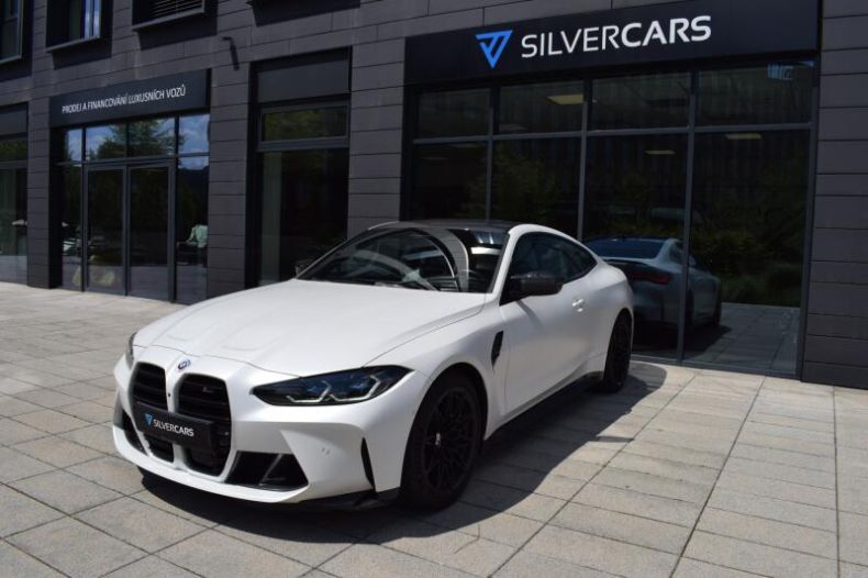 BMW M4 - hlavní fotka