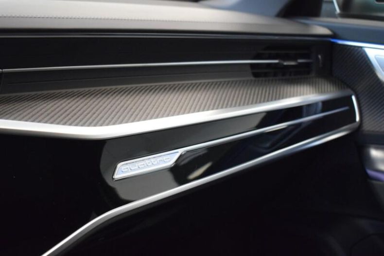 Audi A6 - hlavní fotka