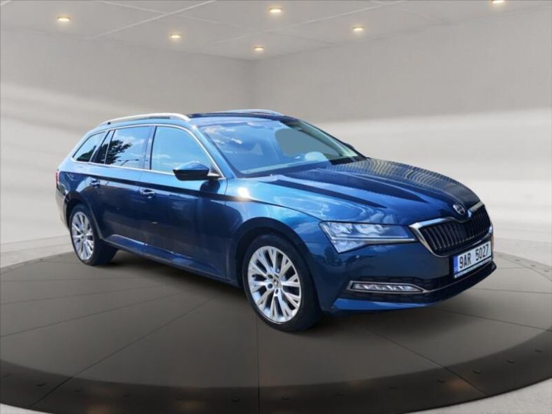 Škoda Superb - hlavní foto