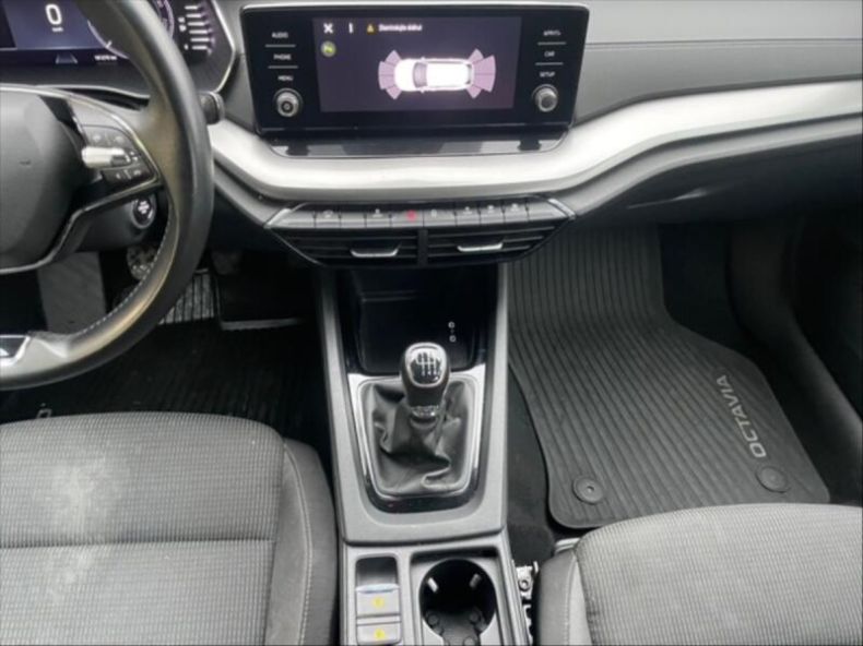 Škoda Octavia - hlavní fotka