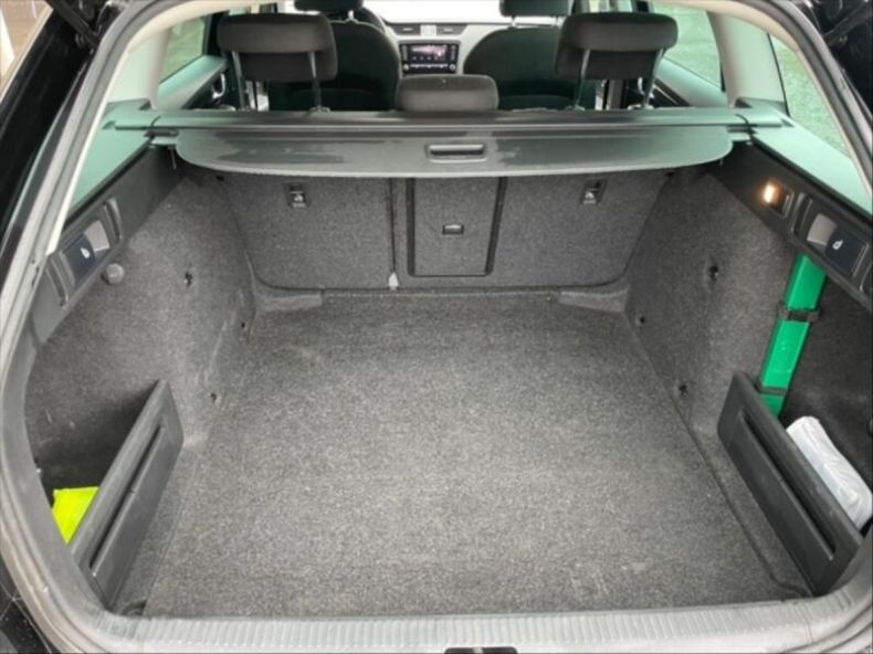 Škoda Octavia - hlavní fotka