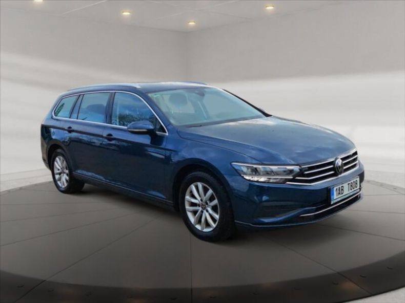Volkswagen Passat - hlavní foto
