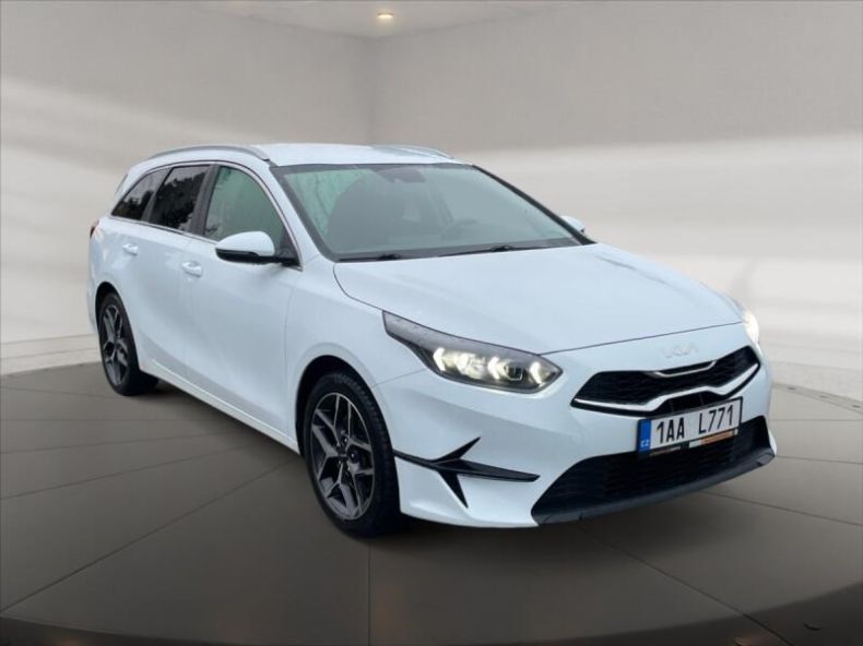 Kia Cee'd - hlavní foto